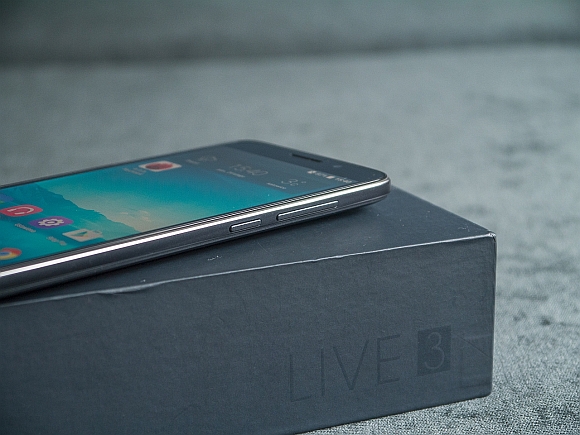 Kruger&Matz LIVE 3 Kruger&Matz LIVE 3